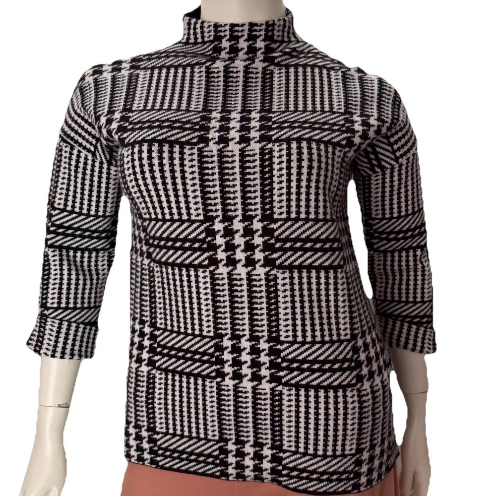 Max Studio Black White‎ Houndstooth Sweater Mock Neck Back Zip Office Siren L